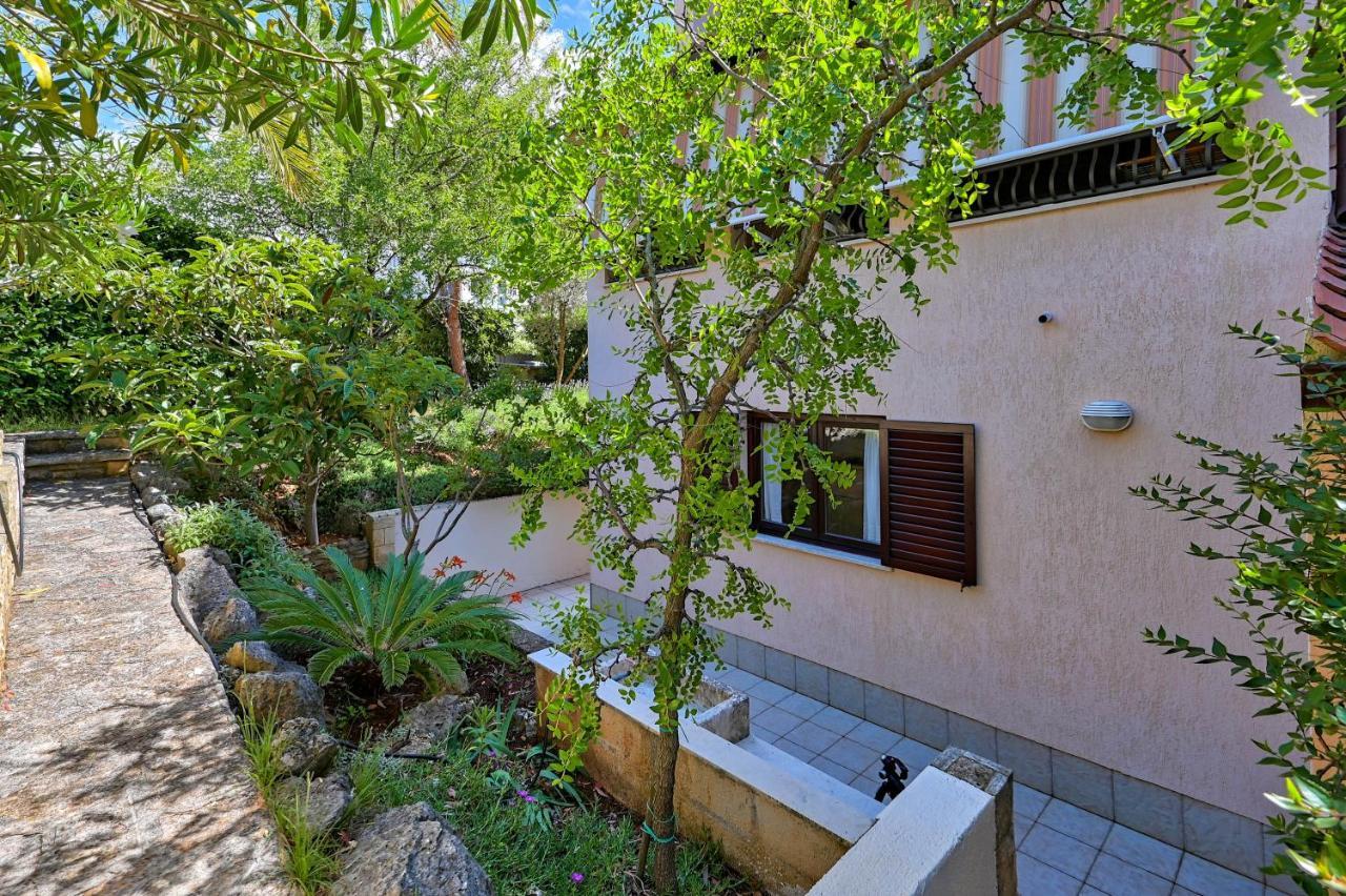 Iby Apartment بولا المظهر الخارجي الصورة