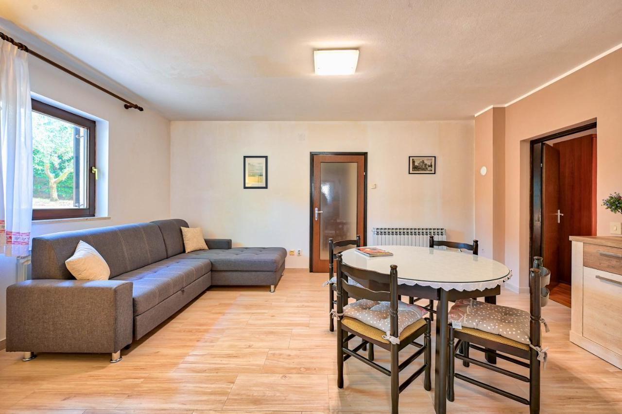 Iby Apartment بولا المظهر الخارجي الصورة