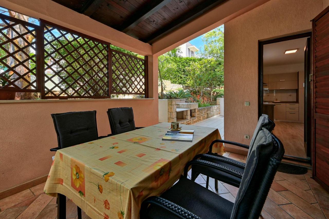 Iby Apartment بولا المظهر الخارجي الصورة